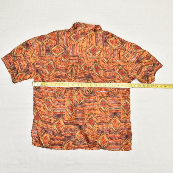 Kithie Lee Women's Button Up Top Short Sleeve Geometric Silk Multicolor Size M - Picture 4 of 8